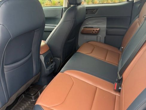 Used 2024 Ford Maverick Lariat FWD image 9
