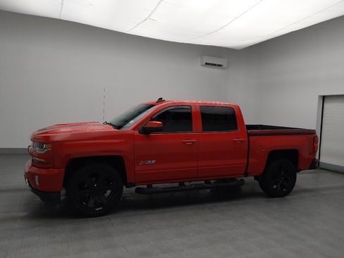 Used 2018 Chevrolet Silverado 1500 LT w/ Rally 2 Edition image 2