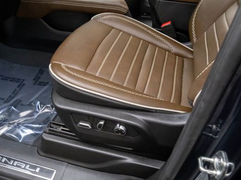 Used 2025 GMC Yukon Denali Ultimate image 17