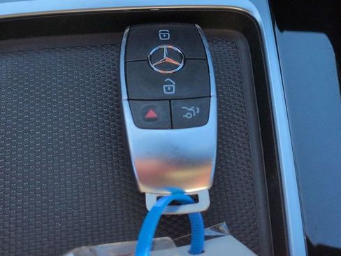 Used 2025 Mercedes-Benz CLA 250 4MATIC image 31