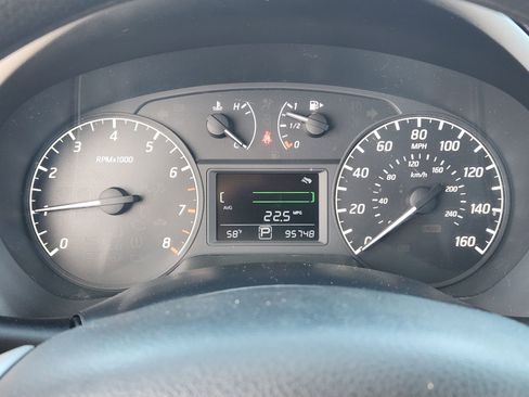 Used 2017 Nissan Sentra S image 19