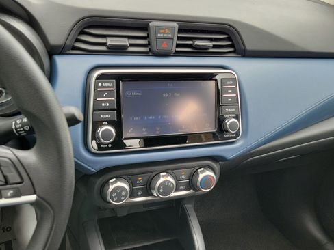 Certified 2025 Nissan Versa SV image 24