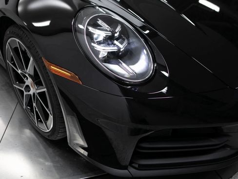 New 2026 Porsche 911 Carrera 4S image 12