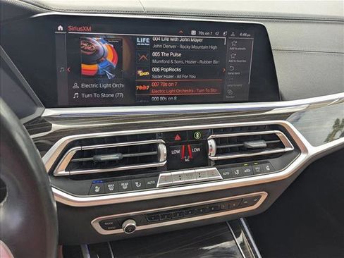 Used 2021 BMW X7 xDrive40i w/ Luxury Seating Package AWD/4WD image 15