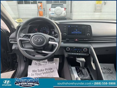 Certified 2021 Hyundai Elantra SEL w/ Cargo Package FWD image 12