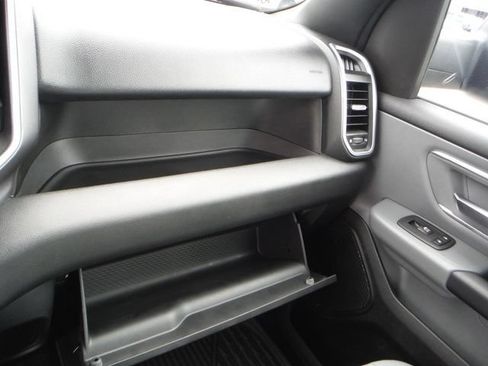 Used 2023 RAM 1500 Big Horn AWD/4WD image 31