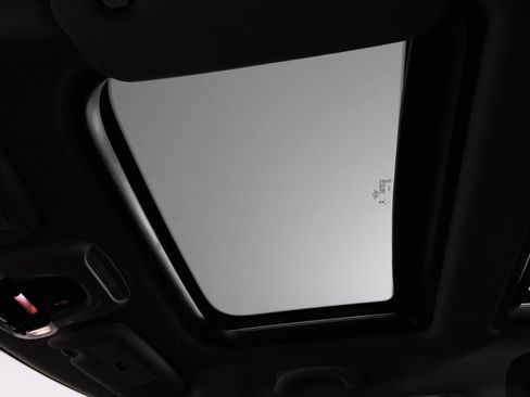 Used 2020 MINI Cooper 2-Door Hardtop image 31