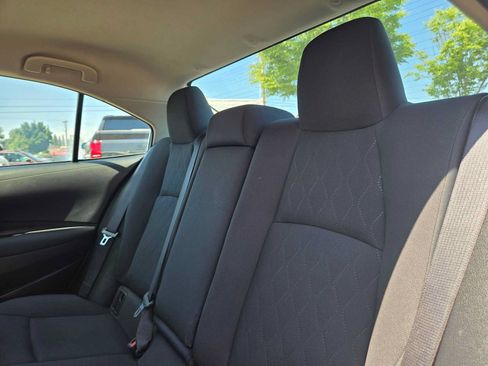 Certified 2020 Toyota Corolla LE FWD image 18