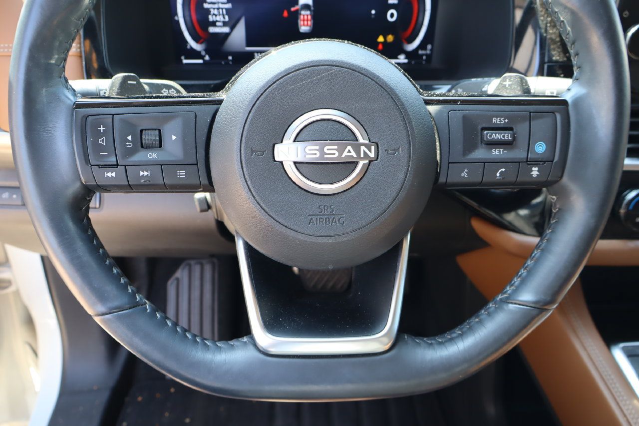 Used 2024 Nissan Pathfinder Platinum w/ Cargo Package FWD image 13