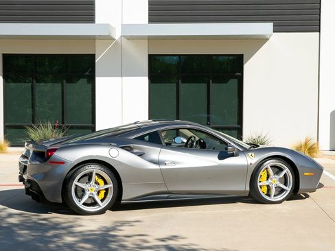 Used 2016 Ferrari 488 GTB image 12
