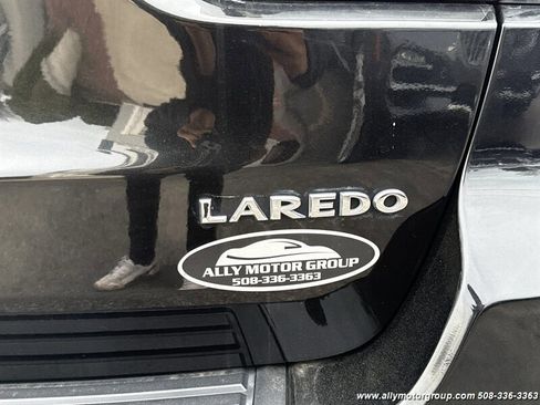 Used 2015 Jeep Grand Cherokee Laredo w/ Quick Order Package 23E image 10