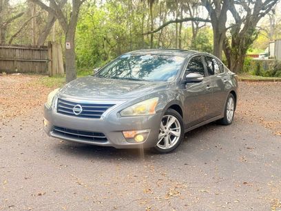Used 2015 Nissan Altima 2.5 SL w/ Technology Package