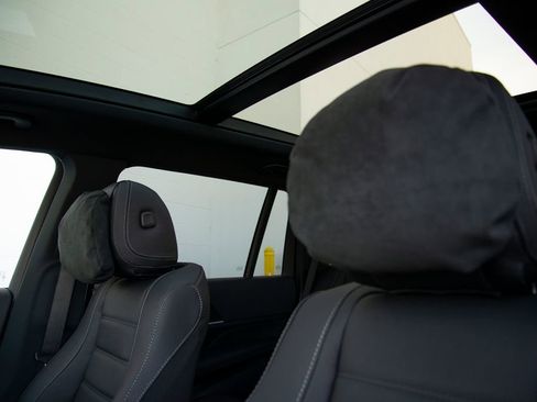 New 2026 Mercedes-Benz GLS 450 4MATIC image 12