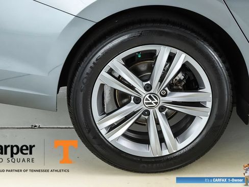Certified 2023 Volkswagen Jetta SE FWD image 48