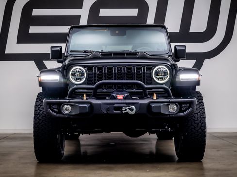 Used 2024 Jeep Wrangler Unlimited Rubicon 392 AWD/4WD image 4