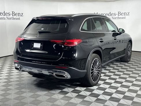 Certified 2025 Mercedes-Benz GLC 300 image 7