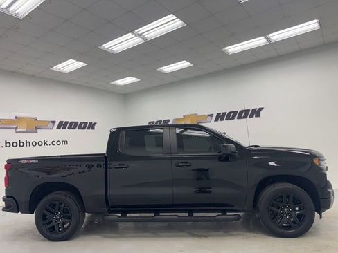 Used 2023 Chevrolet Silverado 1500 RST w/ Rally Edition image 4