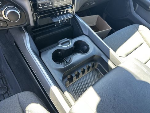 Used 2023 RAM 1500 Big Horn image 34