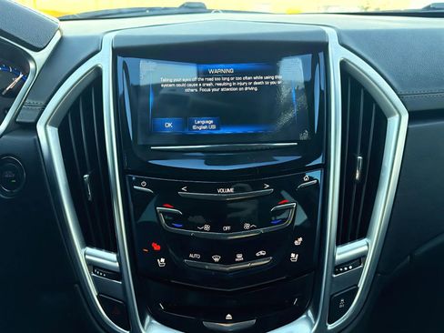 Used 2016 Cadillac SRX Premium image 16