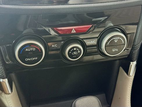 Used 2024 Subaru Forester Premium image 17