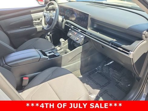 Used 2026 Hyundai Tucson SE FWD image 20