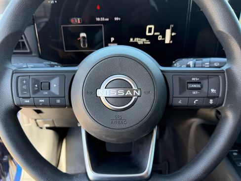 Used 2026 Nissan Kicks SV FWD image 32
