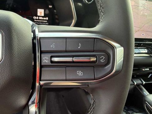 New 2026 GMC Canyon Elevation w/ Convenience Package RWD image 14