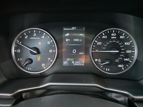 Used 2020 Subaru Outback Limited AWD/4WD image 24