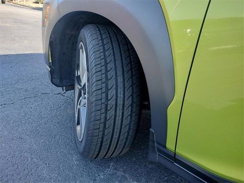 Used 2019 Hyundai Kona Limited image 11