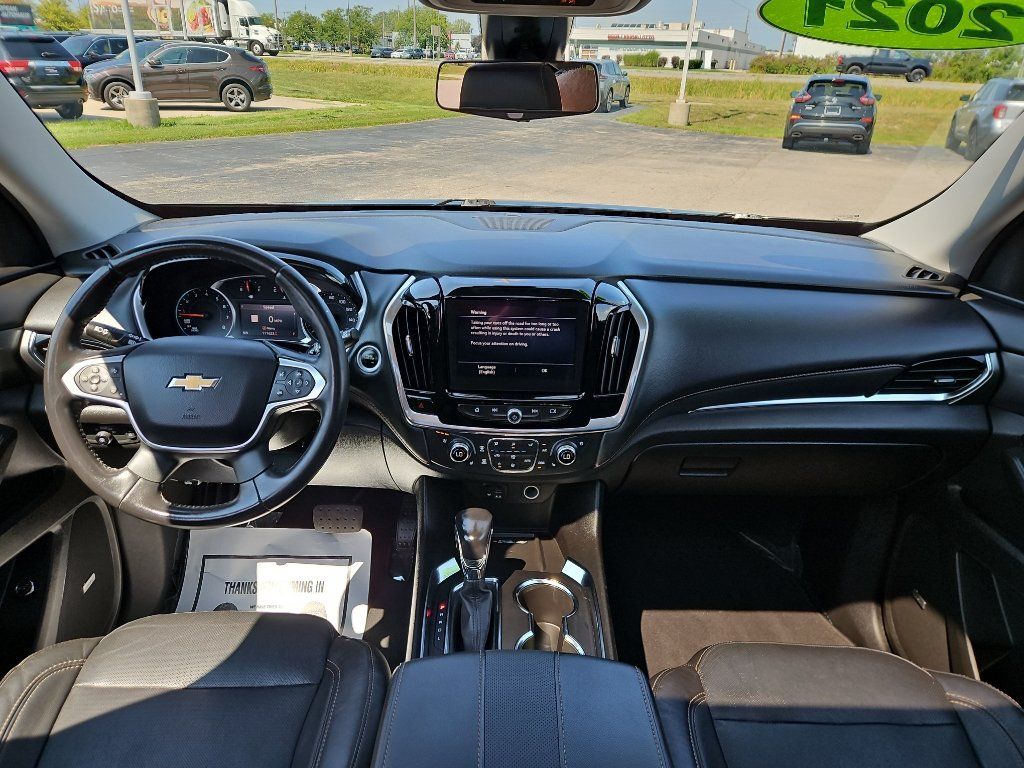 Used 2021 Chevrolet Traverse Premier w/ Redline Edition AWD/4WD image 18