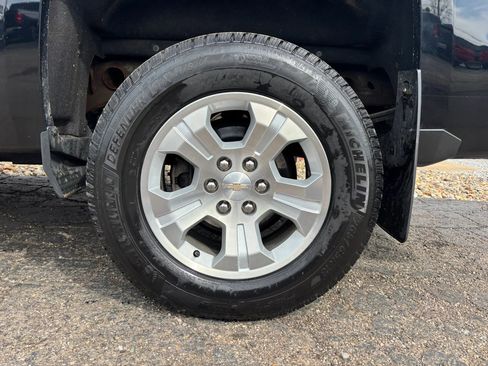 Used 2017 Chevrolet Silverado 1500 LT w/ All Star Edition image 2