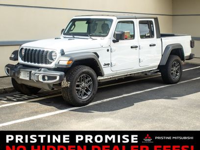 Used 2025 Jeep Gladiator Sport