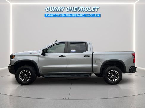 Used 2024 Chevrolet Silverado 1500 ZR2 AWD/4WD image 13