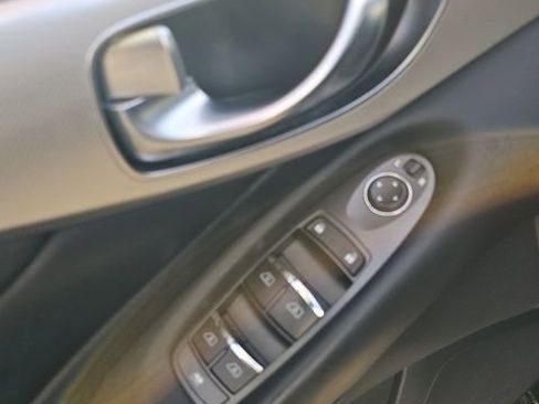 Used 2020 INFINITI Q50 Luxe image 18