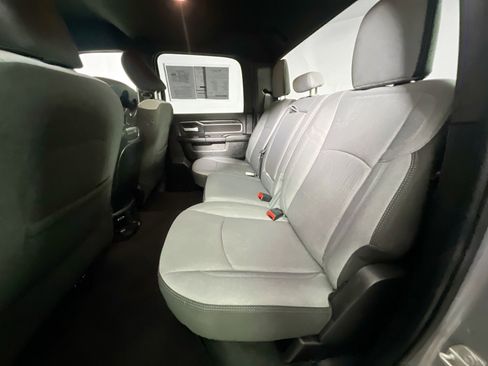 Used 2024 RAM 2500 Big Horn image 27