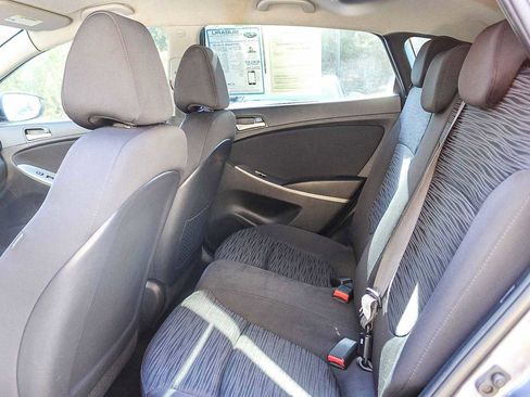 Used 2017 Hyundai Accent SE image 17