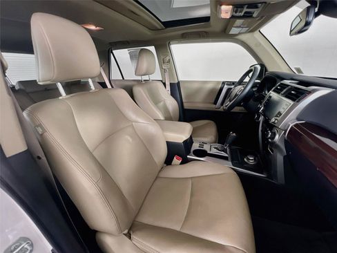 Used 2022 Toyota 4Runner Limited AWD/4WD image 27
