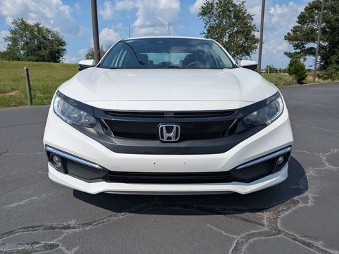 Used 2021 Honda Civic EX image 9
