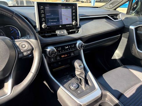 Used 2019 Toyota RAV4 XSE AWD/4WD image 26