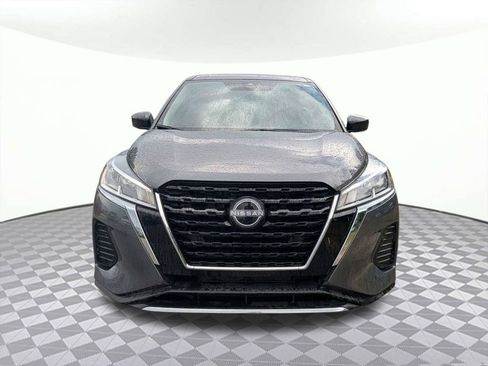 Used 2021 Nissan Kicks S FWD image 6