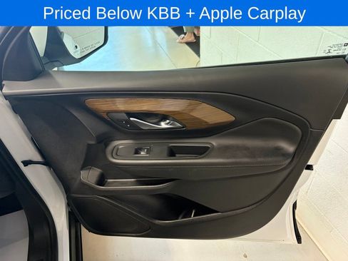 Used 2020 GMC Terrain SLE w/ LPO, Floor Liner Package FWD image 23