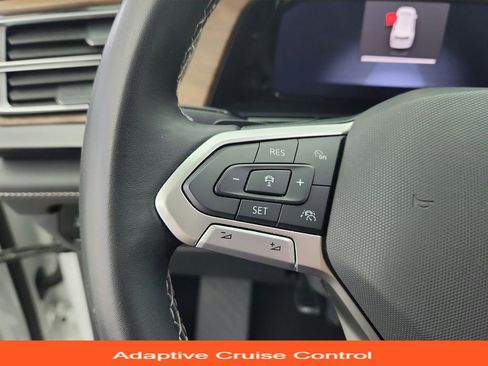 Used 2024 Volkswagen Atlas SE image 23