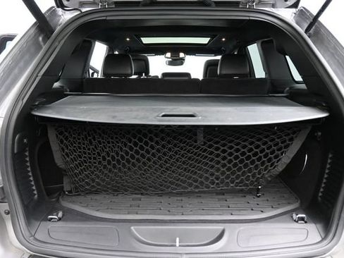Used 2021 Jeep Grand Cherokee Limited w/ Luxury Group II AWD/4WD image 28