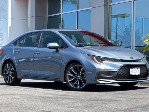 Certified 2022 Toyota Corolla SE w/ SE Premium Package FWD image 2