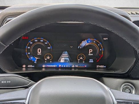 Used 2024 Chevrolet Colorado LT RWD image 10