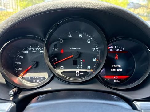 Used 2015 Porsche Boxster RWD image 32