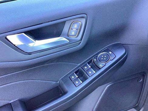 New 2025 Ford Escape SE FWD image 11