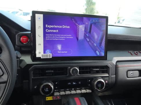 Used 2025 Toyota Tacoma TRD Pro AWD/4WD image 27