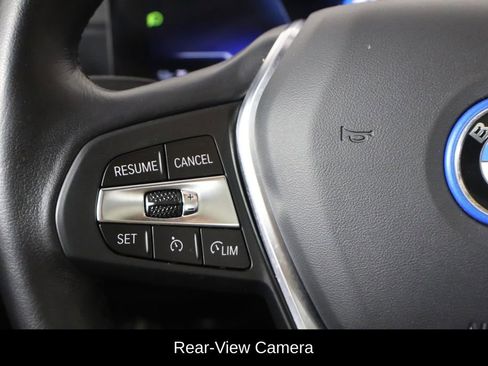 Used 2023 BMW i4 eDrive35 w/ Premium Package RWD image 8