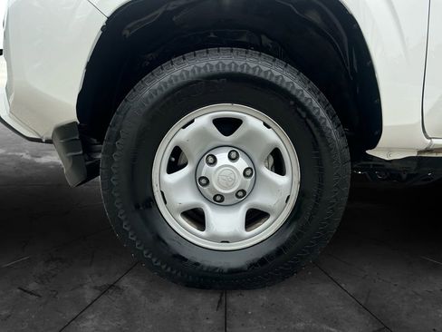 Used 2023 Toyota Tacoma SR image 14